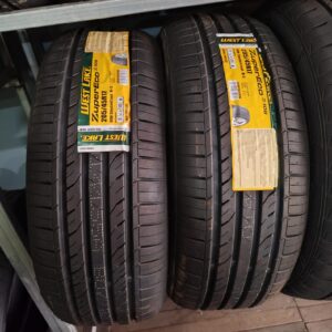 Llanta 205/45R17 Westlake