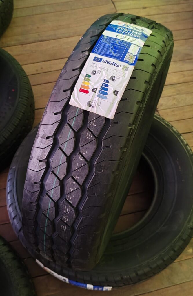 Llanta 205R14 Durun