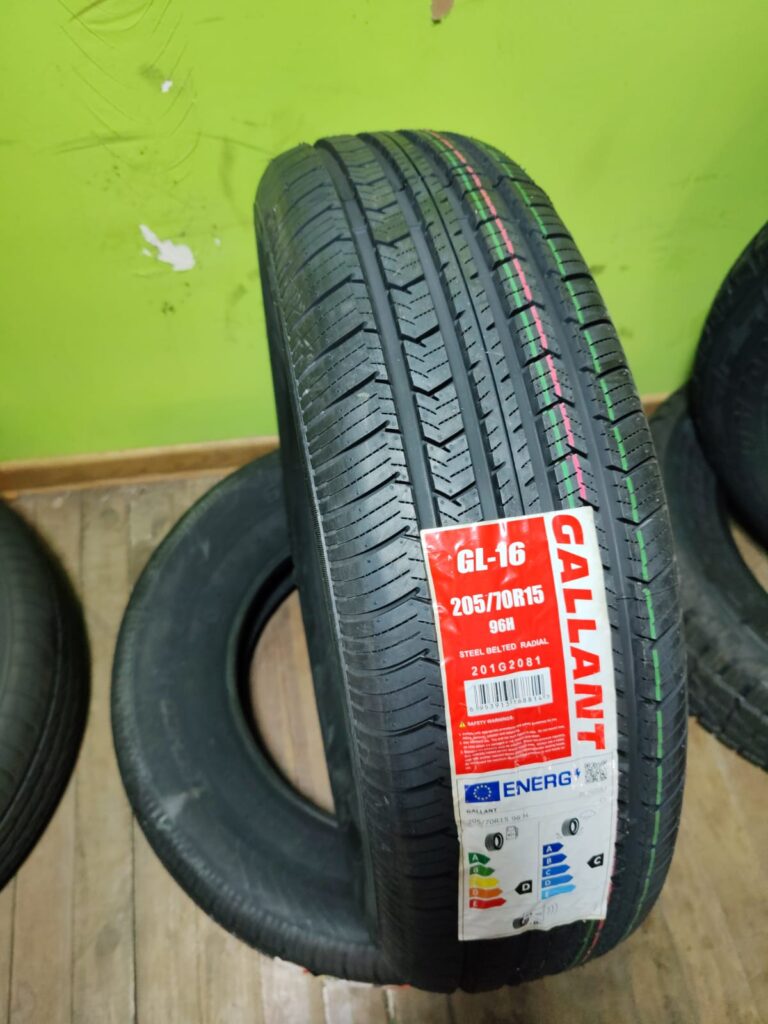 Llanta 205/70R15 Gallant