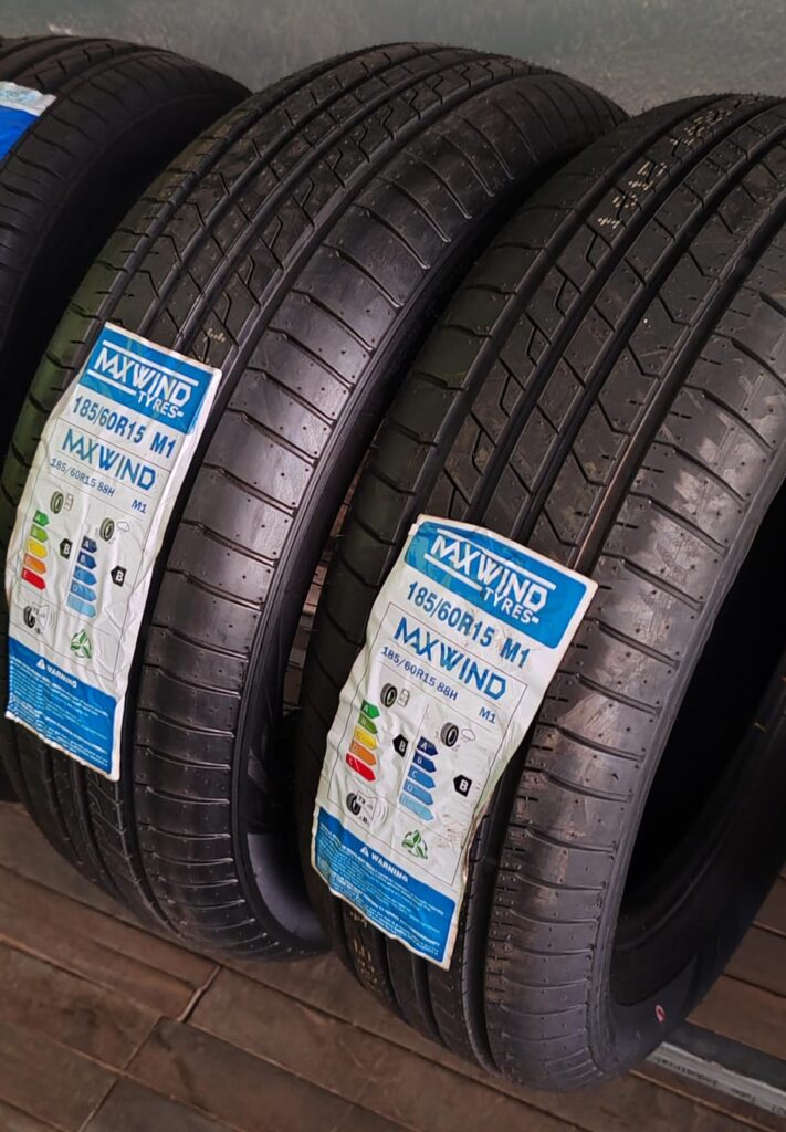 Llanta 185/60R15 Maxwind